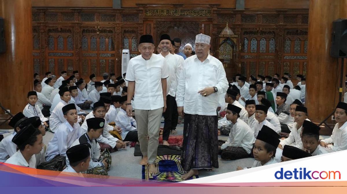 Safari Ramadan NasDem di Jepara, Saan Mustopa Silaturahmi ke Ponpes Balekambang