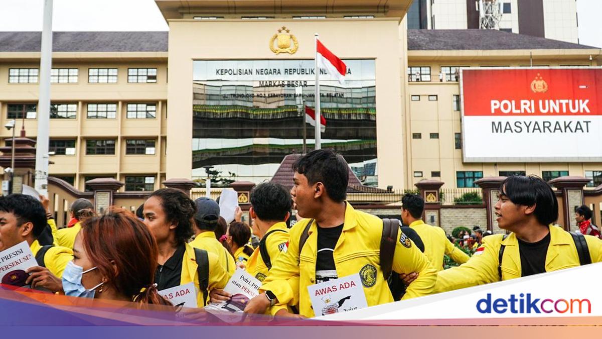 Mahasiswi UI yang Coret-coret Sorban Polwan di Mabes Polri Minta Maaf