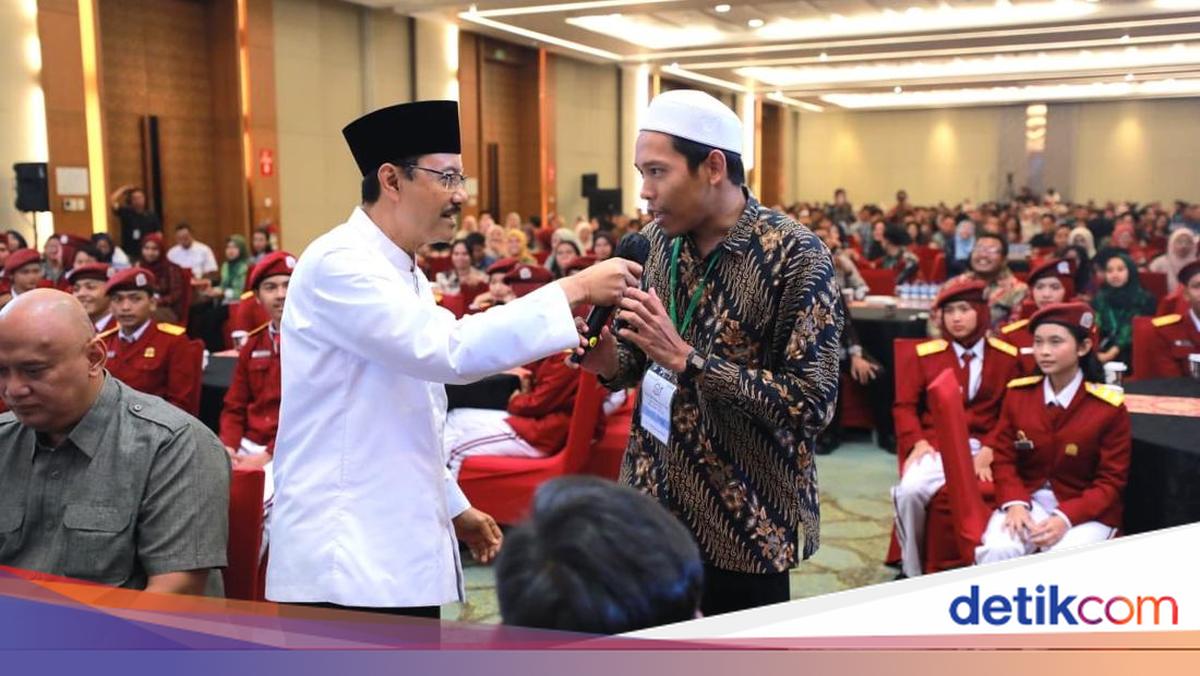 Buka Puasa Bersama Anak Sekolah Rakyat, Gus Ipul Ungkap Spirit Al-Qur'an