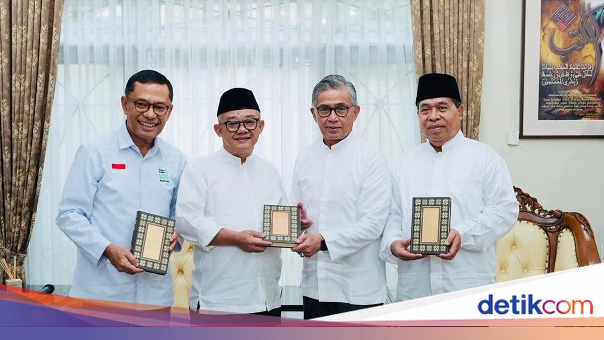 Dukung Pendidikan, Sinarmas Wakafkan 1.000 Alquran di Bulan Ramadhan