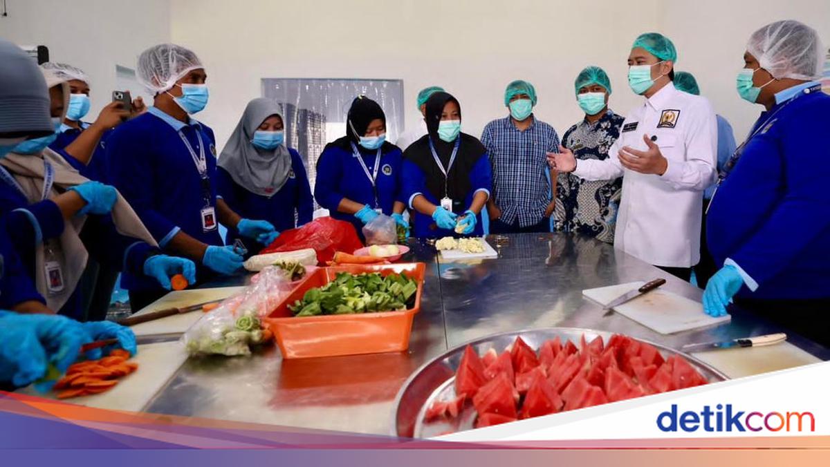 Ibas Pastikan Standar Higienitas MBG Terjaga, SPPG Karanglo Jadi Contoh