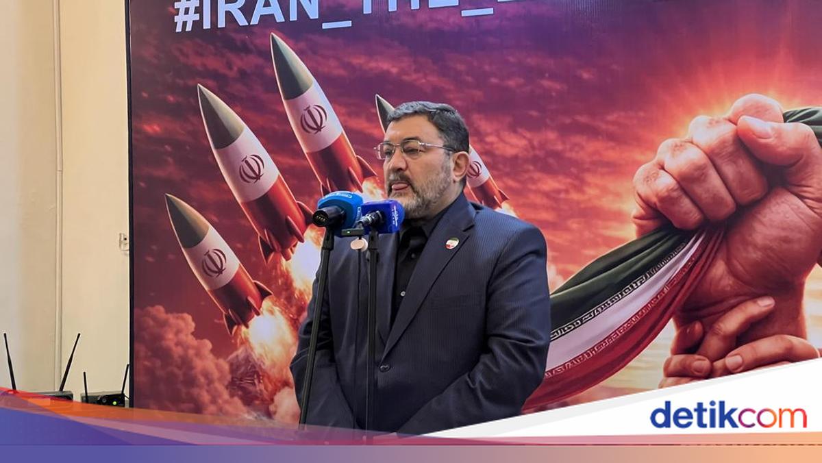 Iran Bentuk Dewan Kepemimpinan Usai Khamenei Tewas Diserang AS-Israel