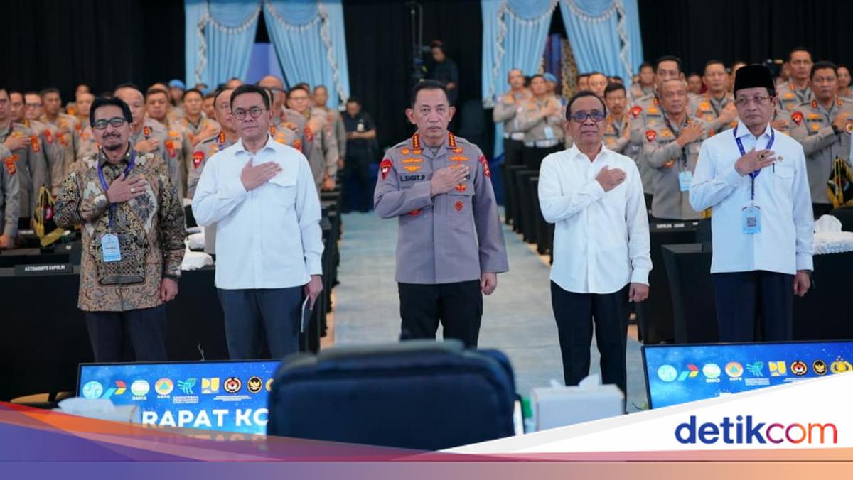 Kapolri Pimpin Rakor Lintas Sektoral, Pastikan Kesiapan Operasi Ketupat 2026