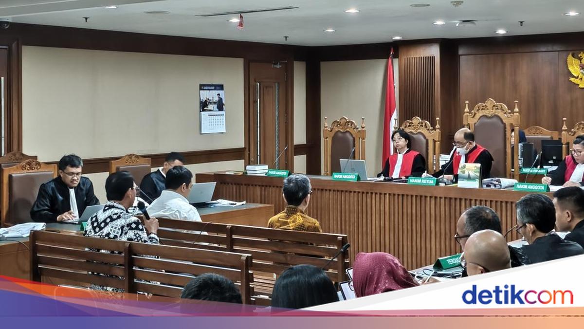Ahok Ungkap Direksi Impor LNG tapi Belum Ada Kontrak Komitmen Pembeli
