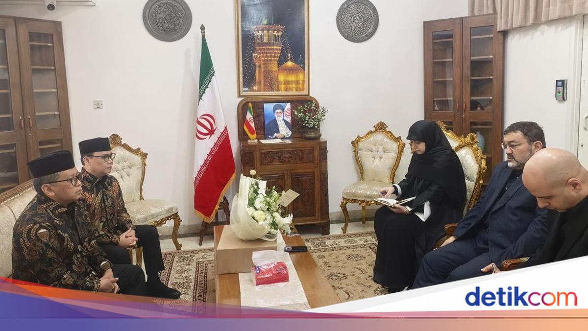 Megawati Kirim Surat Duka ke Pemerintah Iran atas Wafatnya Khamenei