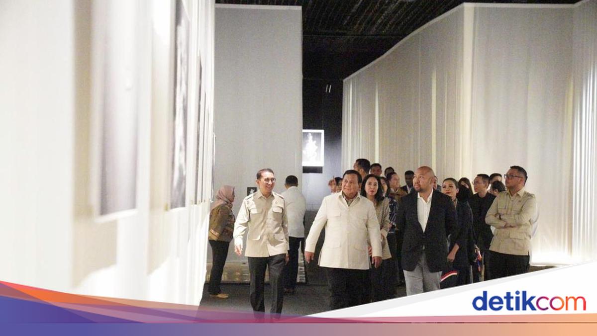 Prabowo Bareng Didit Ngabuburit di Museum Nasional