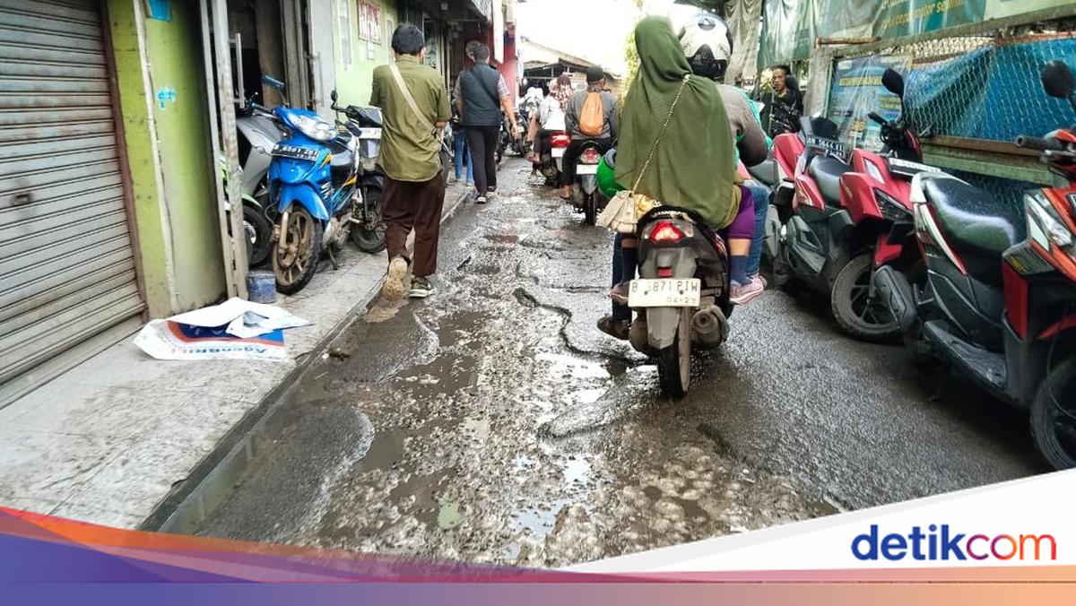 Pemkot Depok Akan Cek Jalan ke Stasiun Citayam Rusak Dikeluhkan Warga
