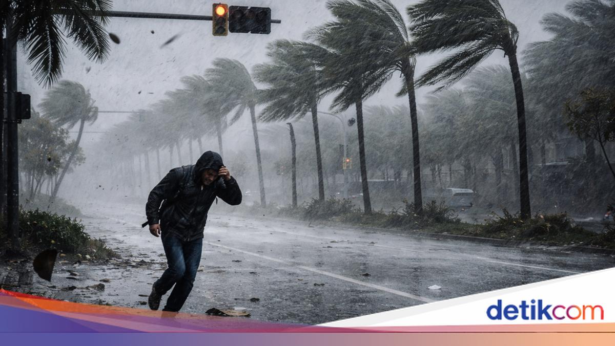 Hujan Angin Terjang Lombok Tengah Jelang Sahur, Listrik Dipadamkan