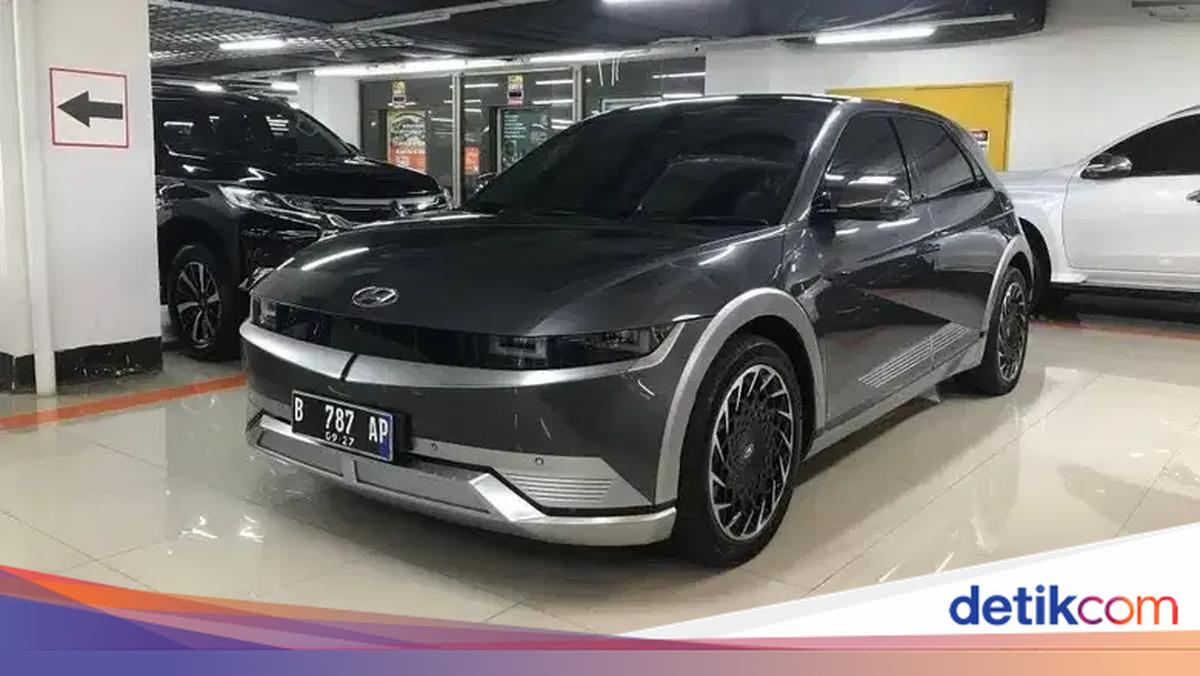 Risiko Beli Mobil Listrik di RI: Dipakai 3 Tahun, Harga Turun 50%