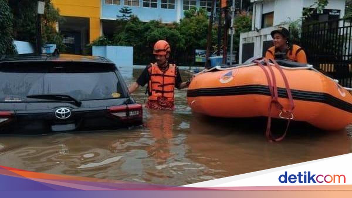Update Banjir Jakarta Pagi Ini: 75 RT dan 19 Jalan Terendam