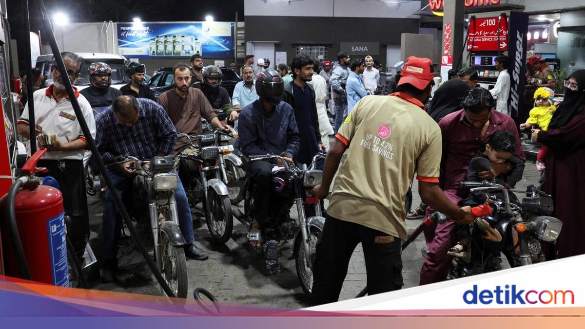 Terapkan WFH untuk Hemat BBM di Tengah Perang, RI Susul Negara-negara Ini