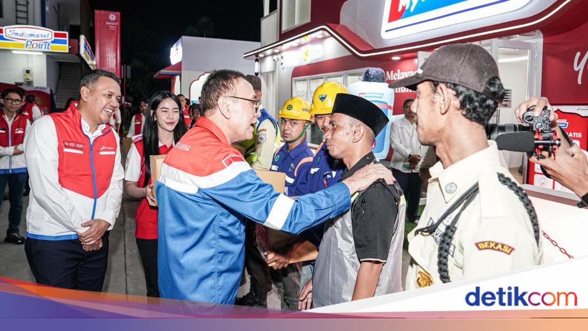 Komut Pertamina Tinjau SPBU Rest Area KM 57, Cek Stok BBM Jelang Arus Mudik