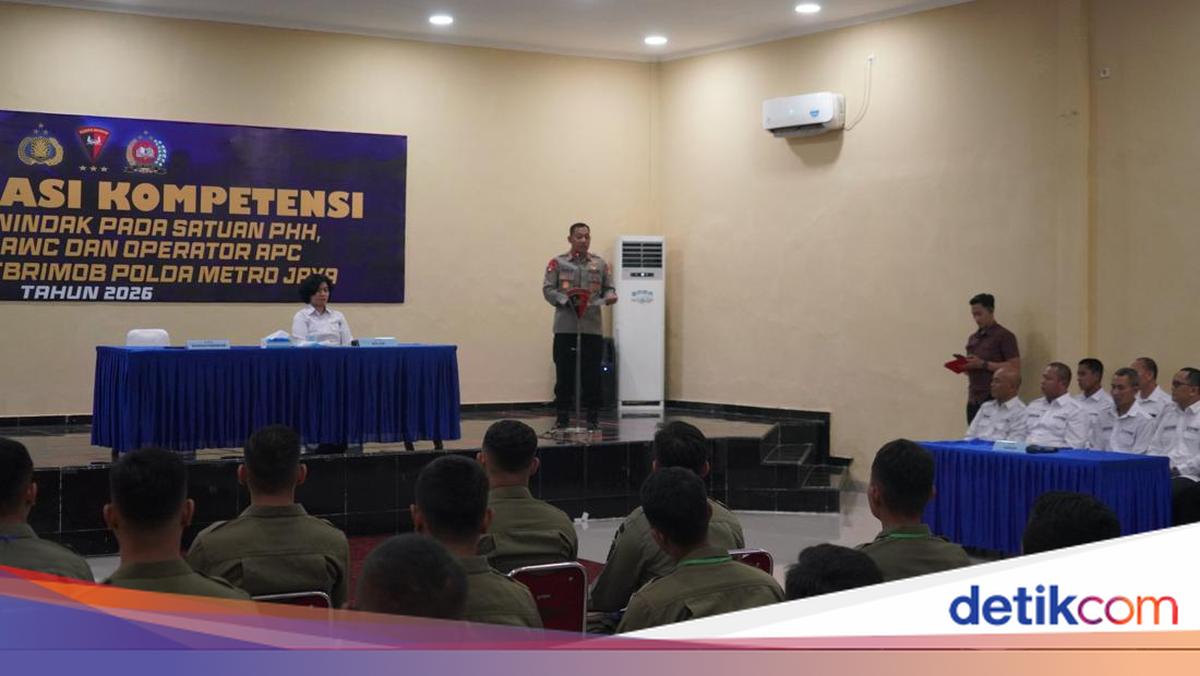 Brimob Polda Metro Gelar Sertifikasi Tingkatkan Keahlian Penanganan Unras