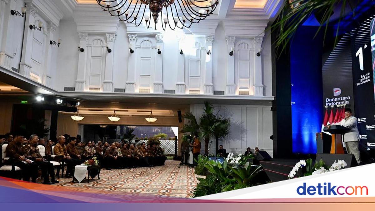 HUT Pertama, Danantara Serahkan 2.000 Paket Perlengkapan Sekolah