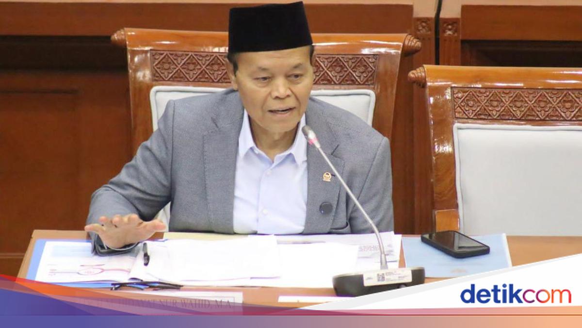 Hidayat Nur Wahid Dorong Pemerintah Segera Wujudkan Ditjen Pesantren