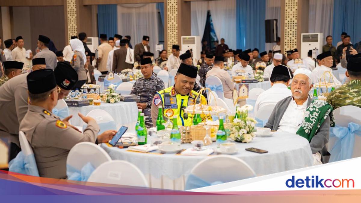 Kakorlantas Dampingi Kapolri Safari Ramadan di Jatim, Ajak Masyarakat Mudik Tertib