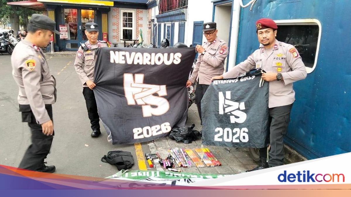 Polisi Amankan Remaja Konvoi dan Sita Petasan di Jakarta Barat
