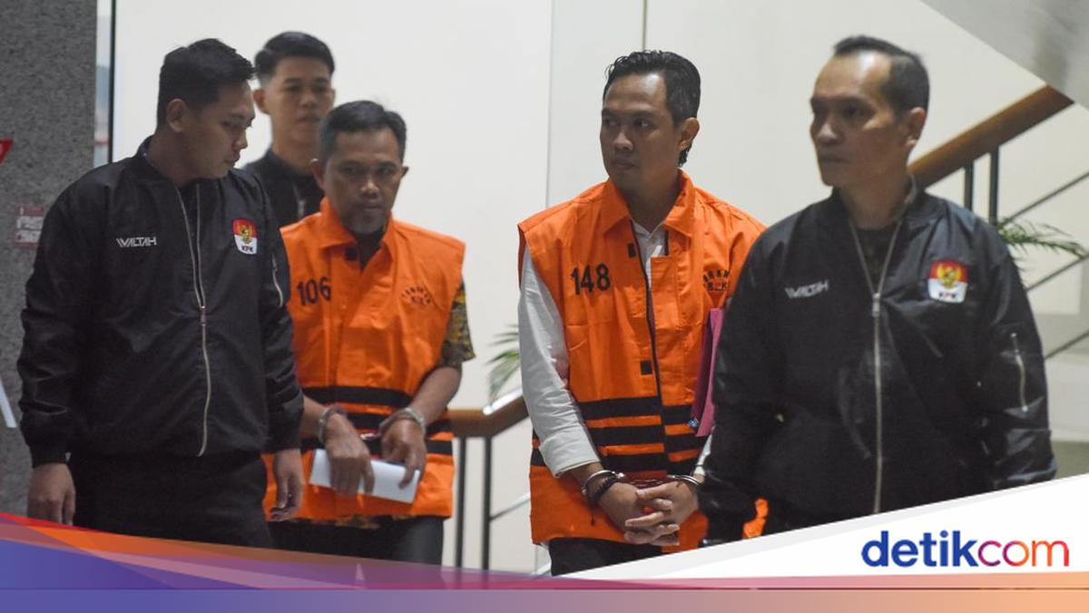 6 Fakta Bupati Cilacap Peras Anak Buah Ratusan Juta Buat THR