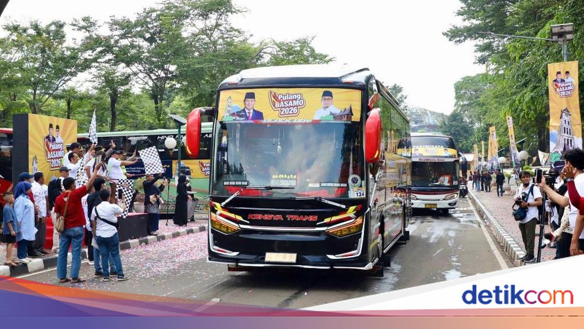 'Pulang Basamo' Gelombang Kedua, Andre Rosiade Lepas Ribuan Pemudik ke Sumbar