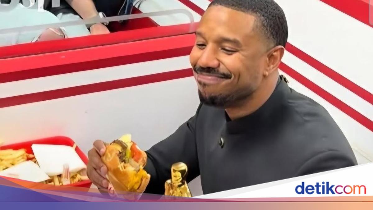Michael B Jordan Rayakan Kemenangan di Oscar dengan Burger