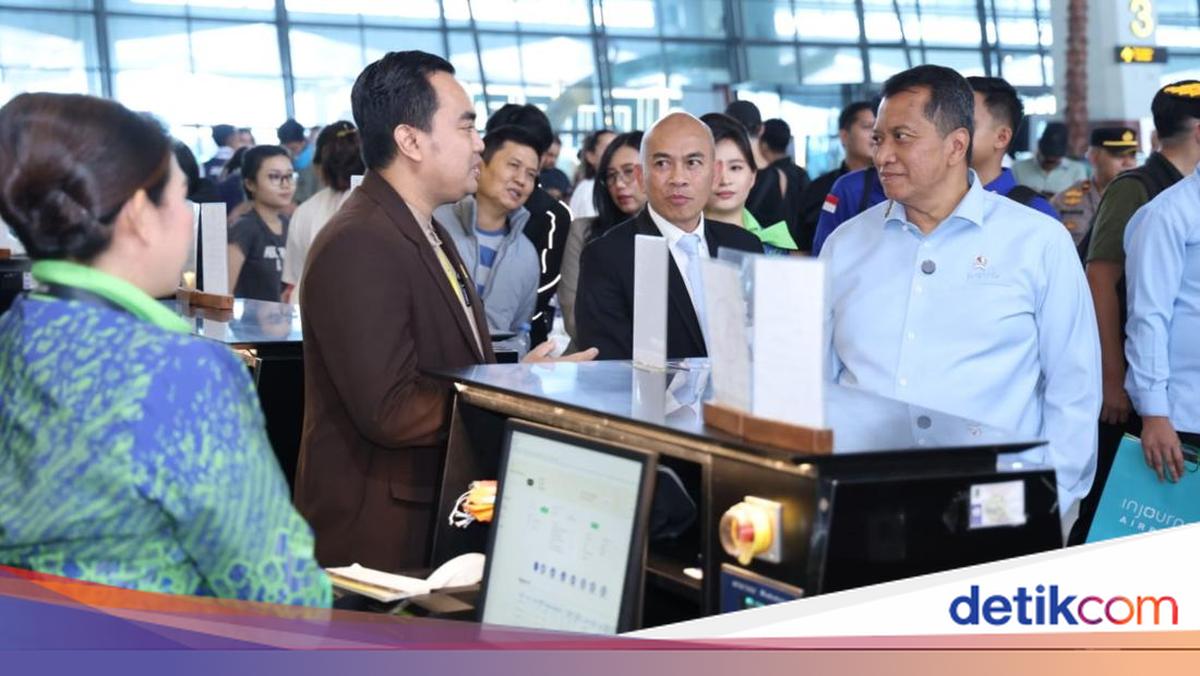 WamenPAN-RB Pastikan Layanan Angkutan Umum Optimal di Bandara & Pelabuhan