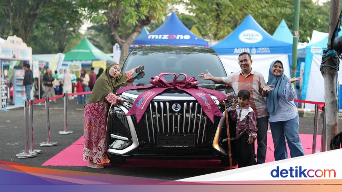 Peserta Mudik Asyik Alfamart & Alfagift Bawa Pulang Mobil Listrik Mewah