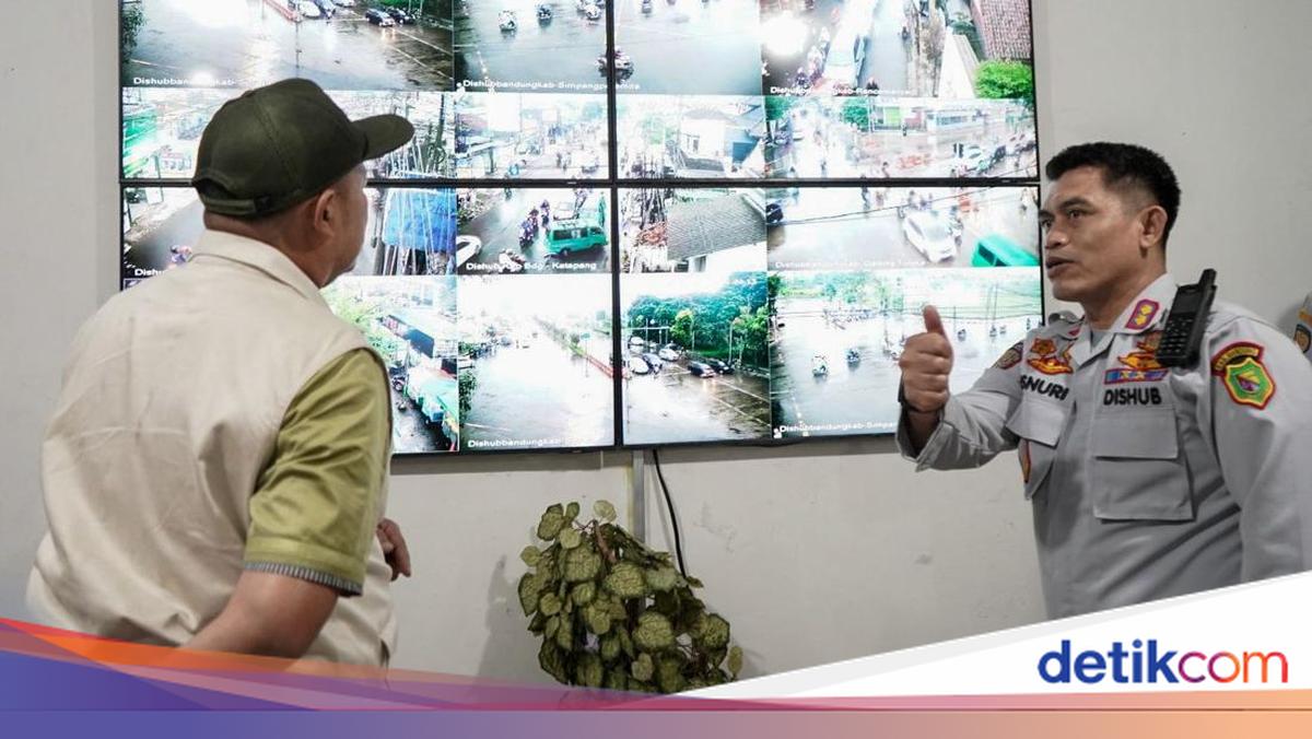 Waka DPR RI Pantau Arus Mudik di Sejumlah Titik Vital Jabar, Ini Hasilnya