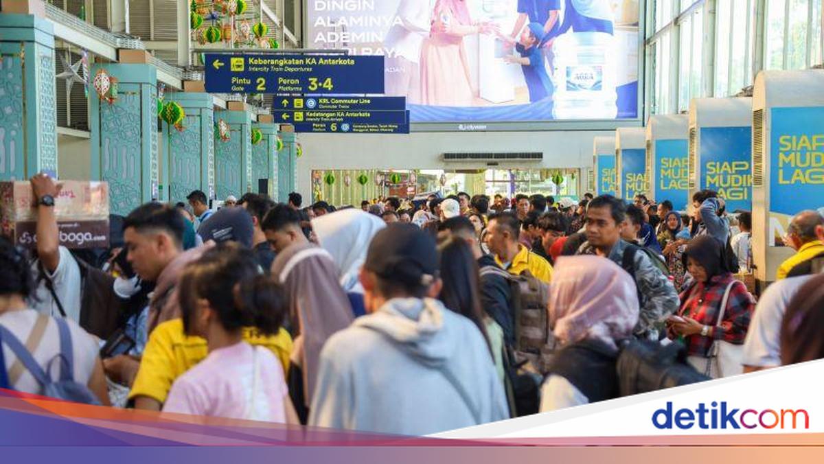 Arus Balik Lebaran, 52.937 Penumpang Kereta Tiba di Jakarta Hari Ini