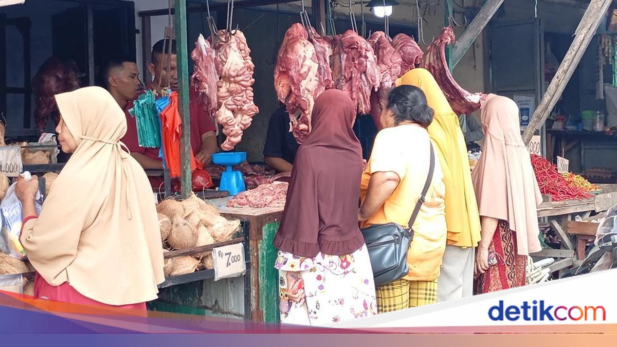 H-1 Lebaran, Harga Daging Sapi di Pasar Sukaramai Medan Rp 145 Ribu/Kg