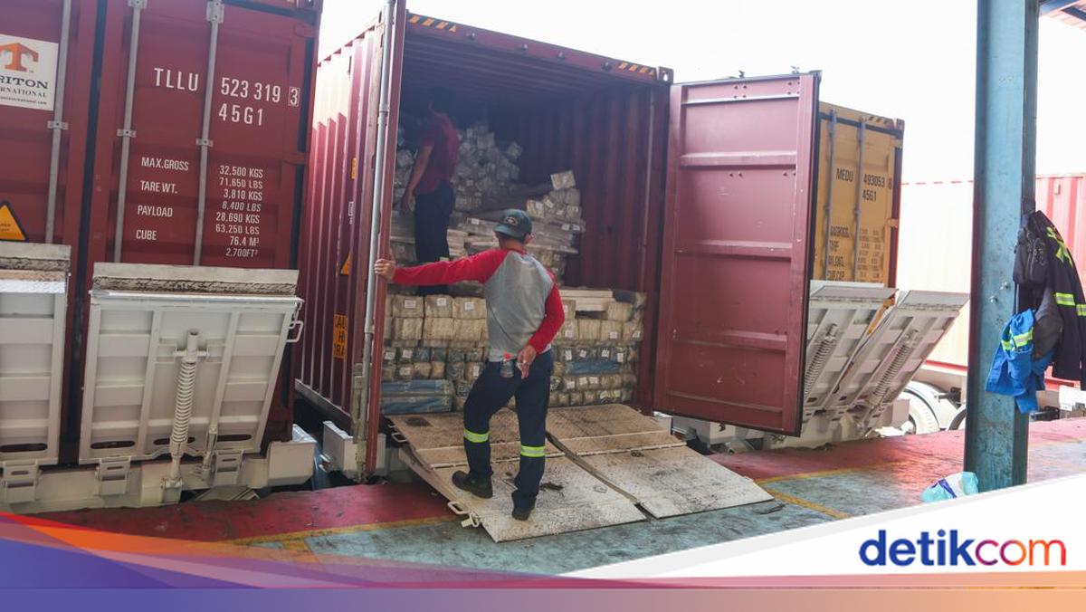 Jalur Pintu Nasional, Bea Cukai Priok Awasi Alur Logistik di Libur Lebaran