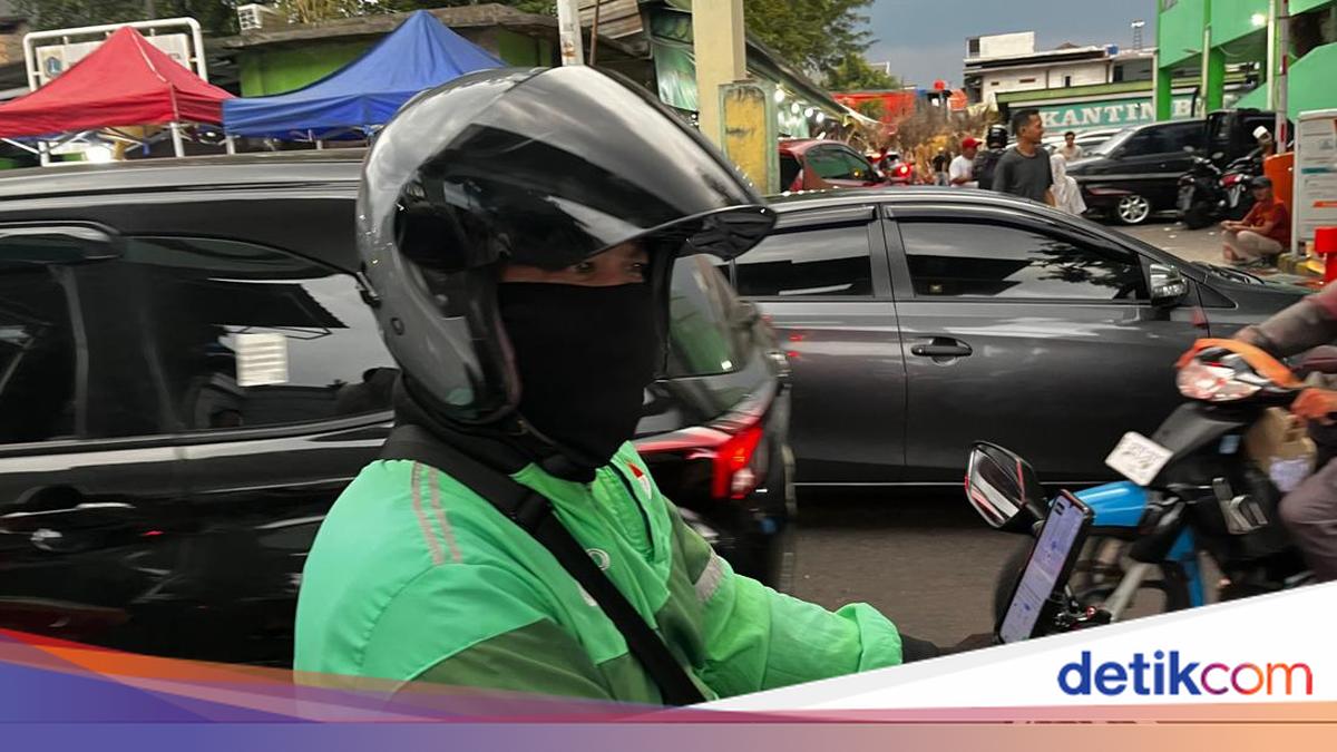 Suka Duka Ojol Narik saat Libur Lebaran: Jalanan Lancar-Orderan Macet
