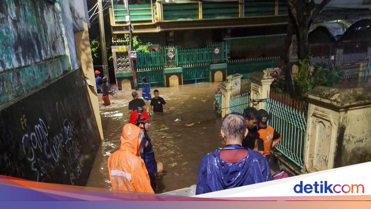 Penyebab Banjir di Ciracas Jaktim Saat Hari Lebaran