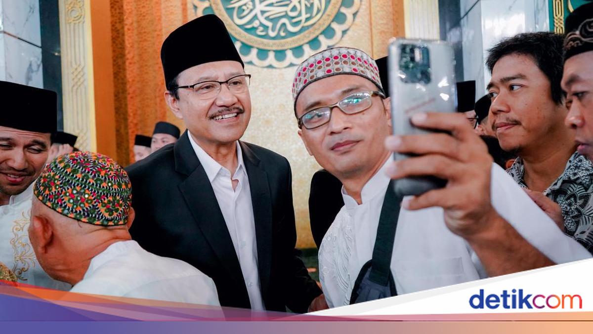 Usai Salat Idulfitri, Gus Ipul Tegaskan Efisiensi Tak Berlaku untuk Bansos