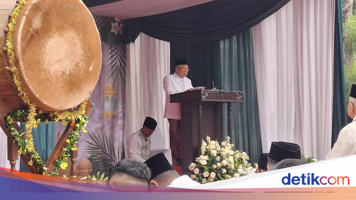 Khotbah Id Ma'ruf Amin di Balai Kota: Perbedaan Bukan untuk Dipertentangkan