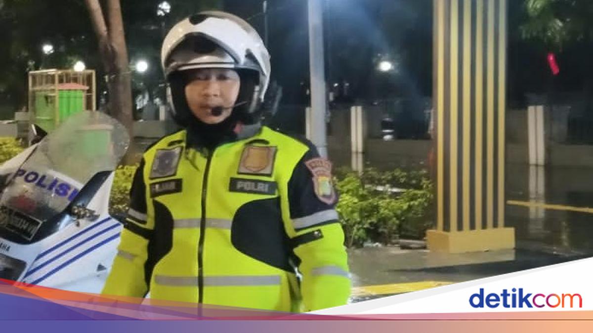 Kapolri Naikkan Pangkat Brigadir Fajar yang Gugur Usai Tugas Pengamanan Mudik