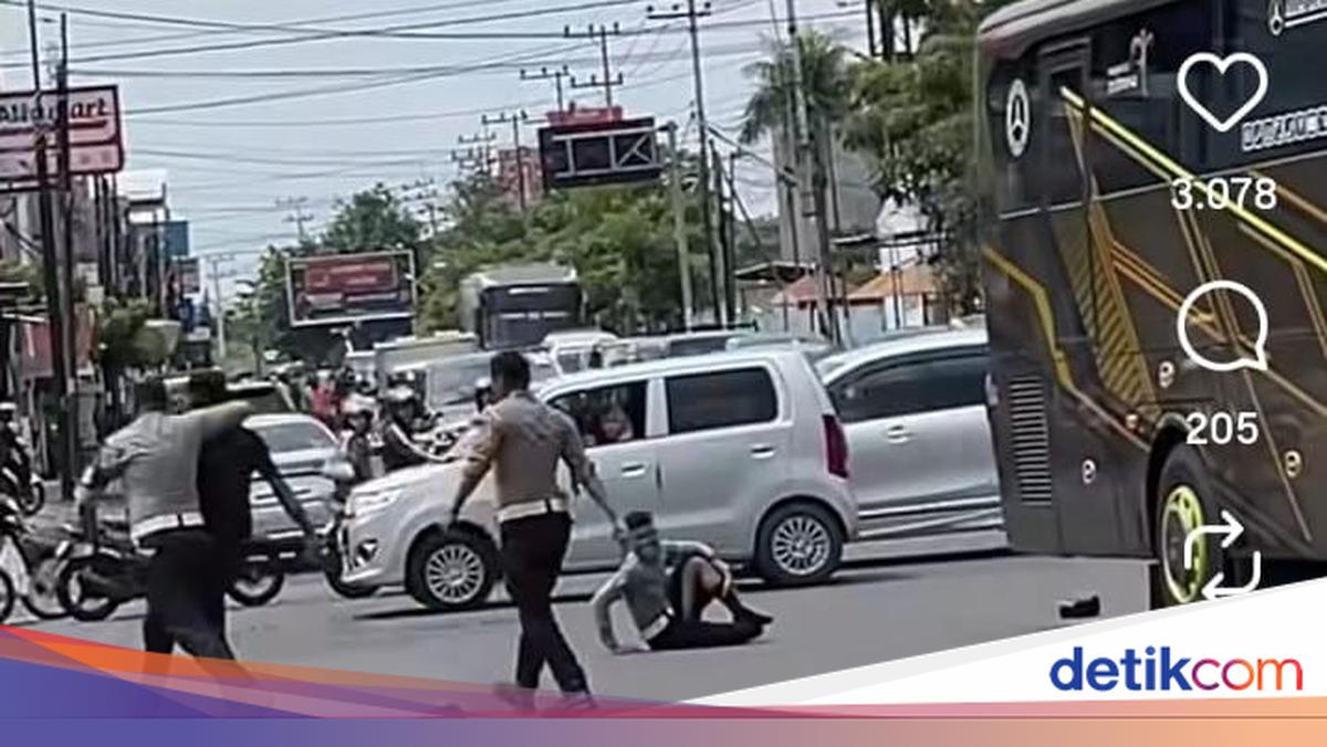 Bus di Madiun Terobos Jalur Verboden hingga Tabrak Polisi, Korban Patah Kaki