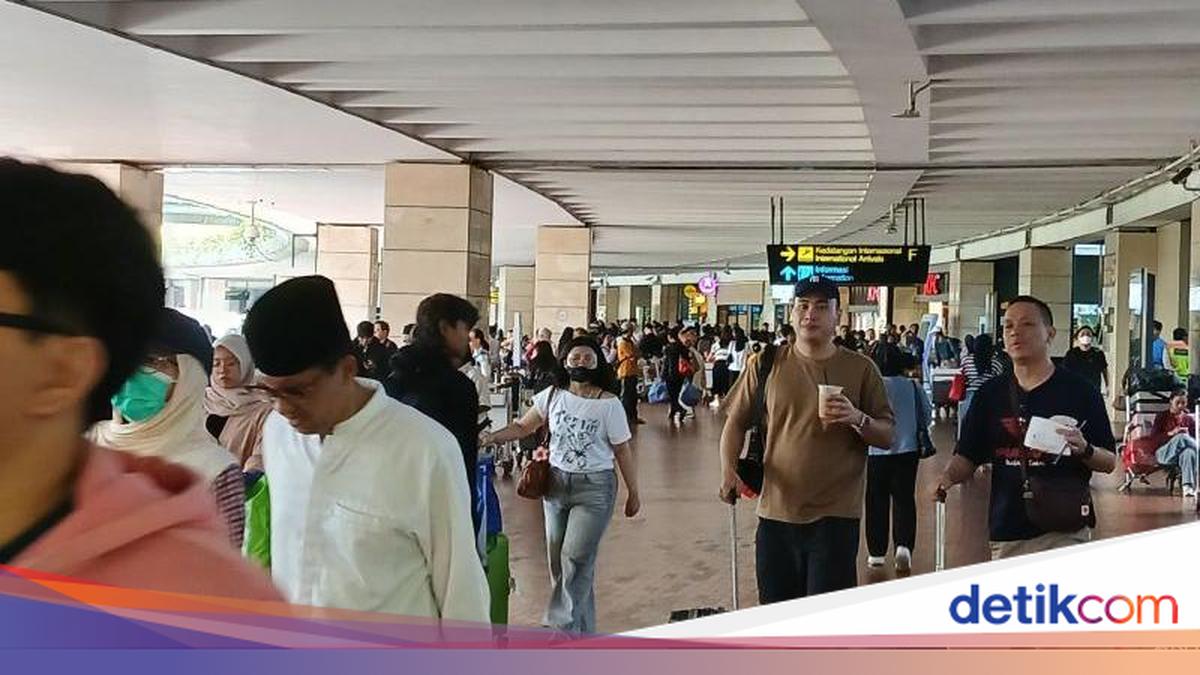 99 Ribu Penumpang Tiba di Bandara Soetta Hari Ini, Puncak Arus Balik 28 Maret