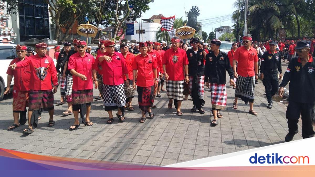 Koster Minta Kader PDIP di DPRD Tabanan Tak Otoriter