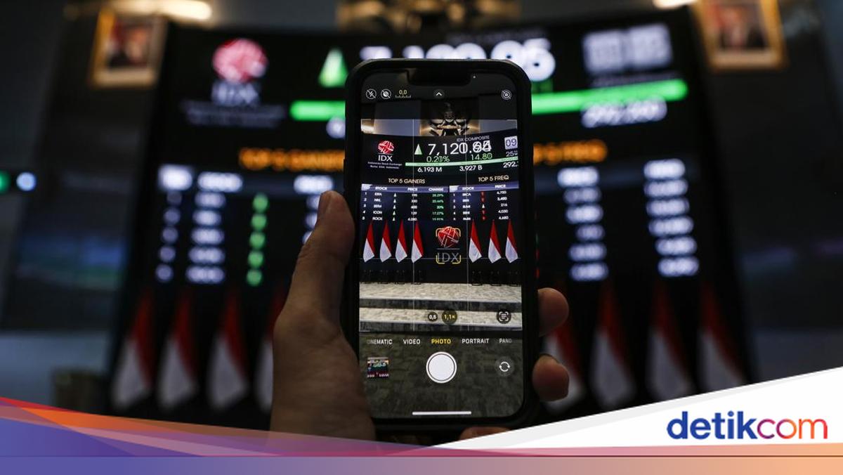 Indonesia Stock Exchange: 12 Firms Queue for IPO, Rp 50.87T in Bond Issuance