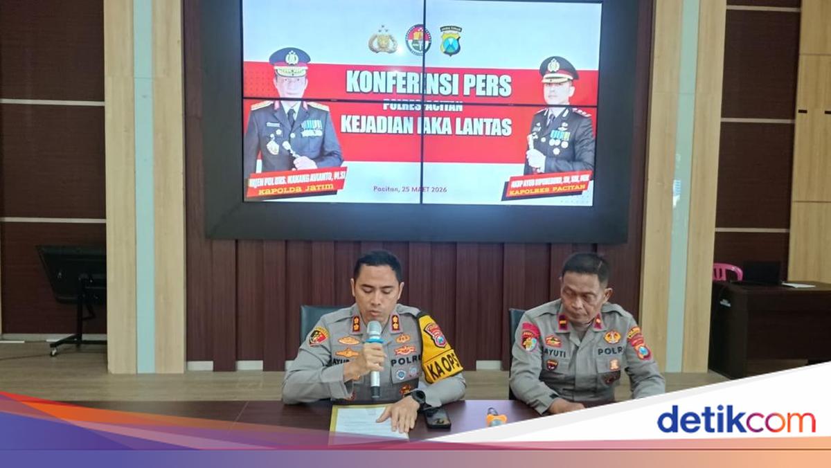 Seorang warga Desa Klampok, Kabupaten Brebes, Jawa Tengah tewas usai mengalami kecelakaan di Pacitan. Korban mengalami kecelakaan tunggal diduga saat tengah dikejar petugas kepolisian karena diduga melanggar lalu lintas.

Via @detikjatim_