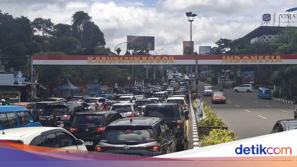 Arus Balik Lebaran, Puncak Bogor Masih Dipadati Wisatawan Siang Ini