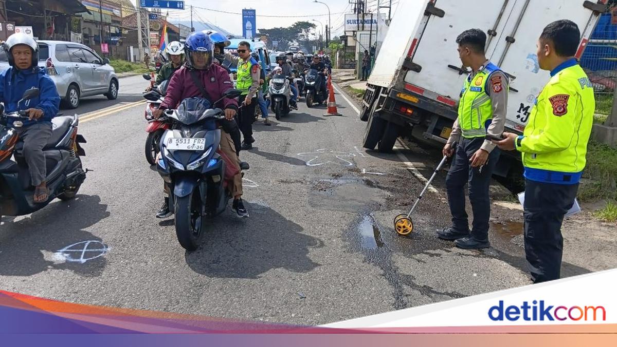 Kecelakaan di Jalan Raya Nagreg melibatkan truk boks, mengakibatkan satu orang meninggal dan satu lainnya luka ringan. Kronologi lengkapnya di sini!

Via @detikjabar_