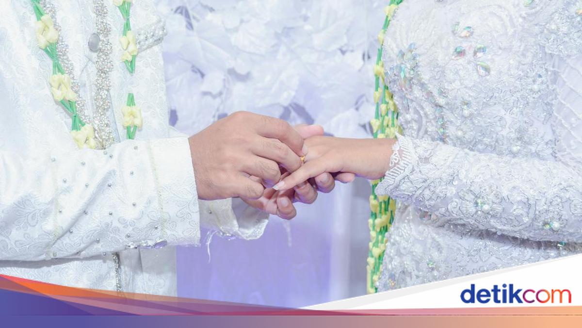 Viral Kiai di Kuningan Dapat 'Kejutan' Istri Kedua dari Istri Pertama