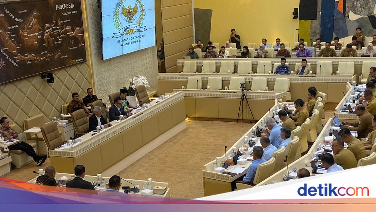 Komisi II DPR Rapat Bareng Mendagri-Kepala OIKN Bahas Program Kerja 2026