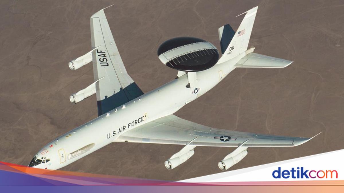 Kecanggihan Pesawat E-3 Sentry Amerika yang Dihancurkan Iran
