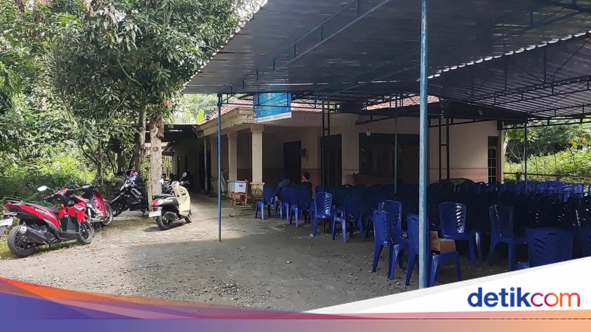 Praka Farizal Rhomadhon, prajurit TNI yang tergabung dalam Satgas Kontingen Garuda pada misi UNIFIL, gugur dalam serangan Israel di Lebanon. Begini sosoknya di mata tetangga.

via @detikjogja_