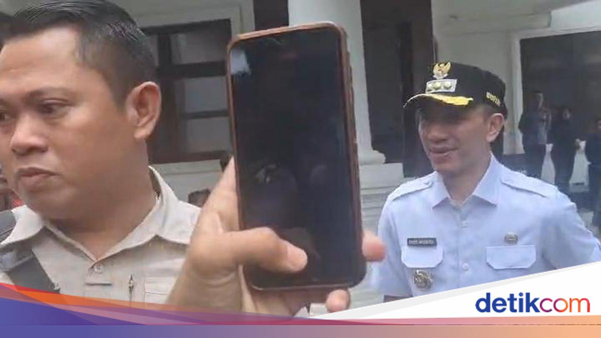 Pemprov Banten memanggil Bupati Lebak usai menyinggung status mantan narapidana Wakil Bupati Lebak. Usai dipanggil, Hasbi menyebut kasus tersebut sudah selesai.