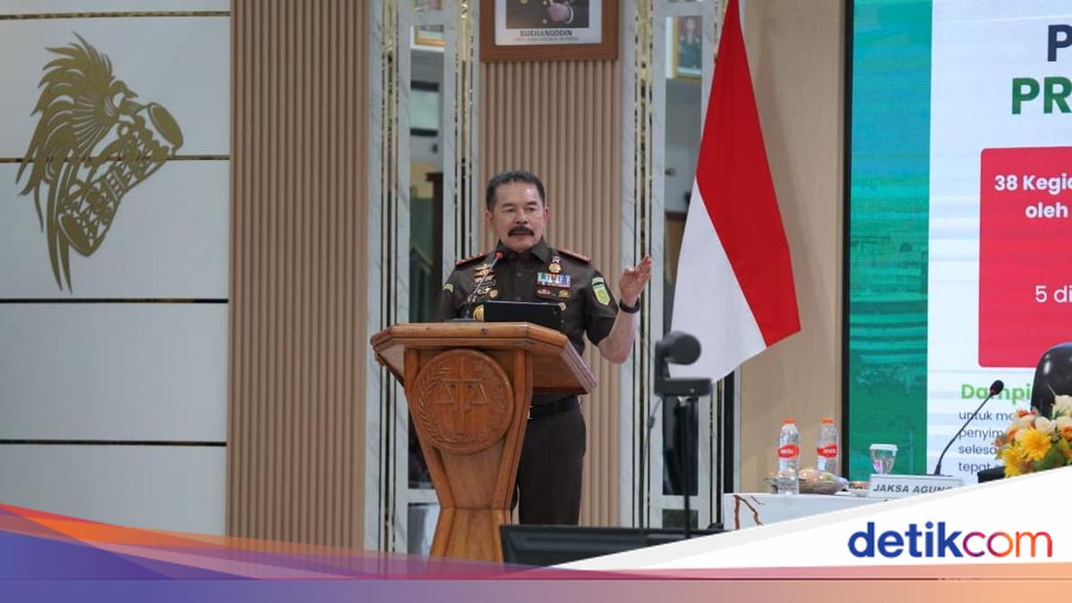 Jaksa Agung Minta Jaksa di Daerah Berani Tindak Korupsi Besar