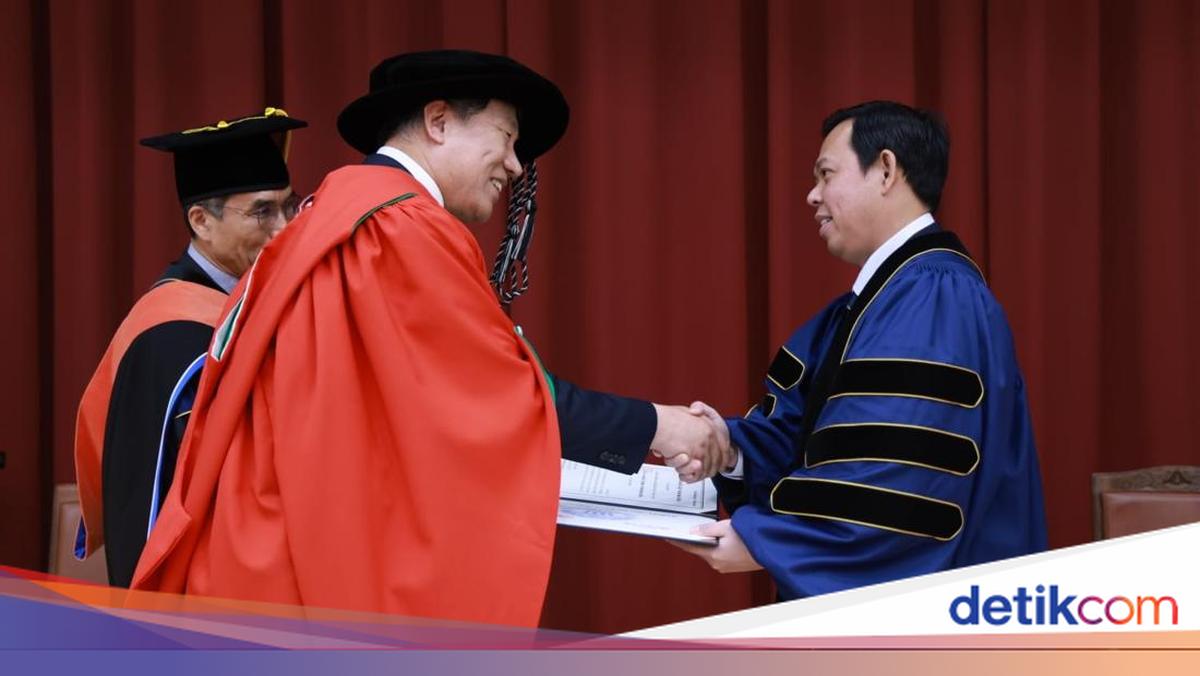 Ketua DPD Sultan B Najamudin Raih Gelar Doktor HC dari KMOU Busan