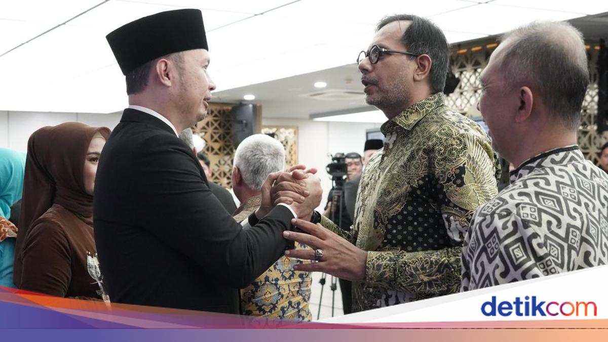 Novel Baswedan-Haris Azhar Hadiri Pelantikan Dirjen Imigrasi Hendarsam Marantoko